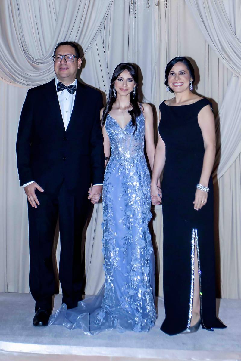 Desfile padres e hijos de la prom 2026 de Happy Days &amp; Freedom Institute