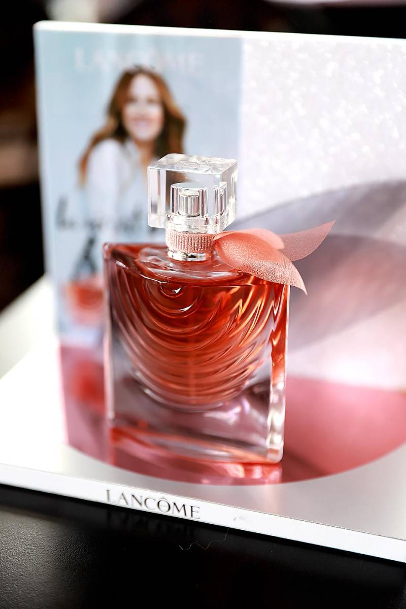 Lanzamiento de La Vie Est Belle Iris Absolu