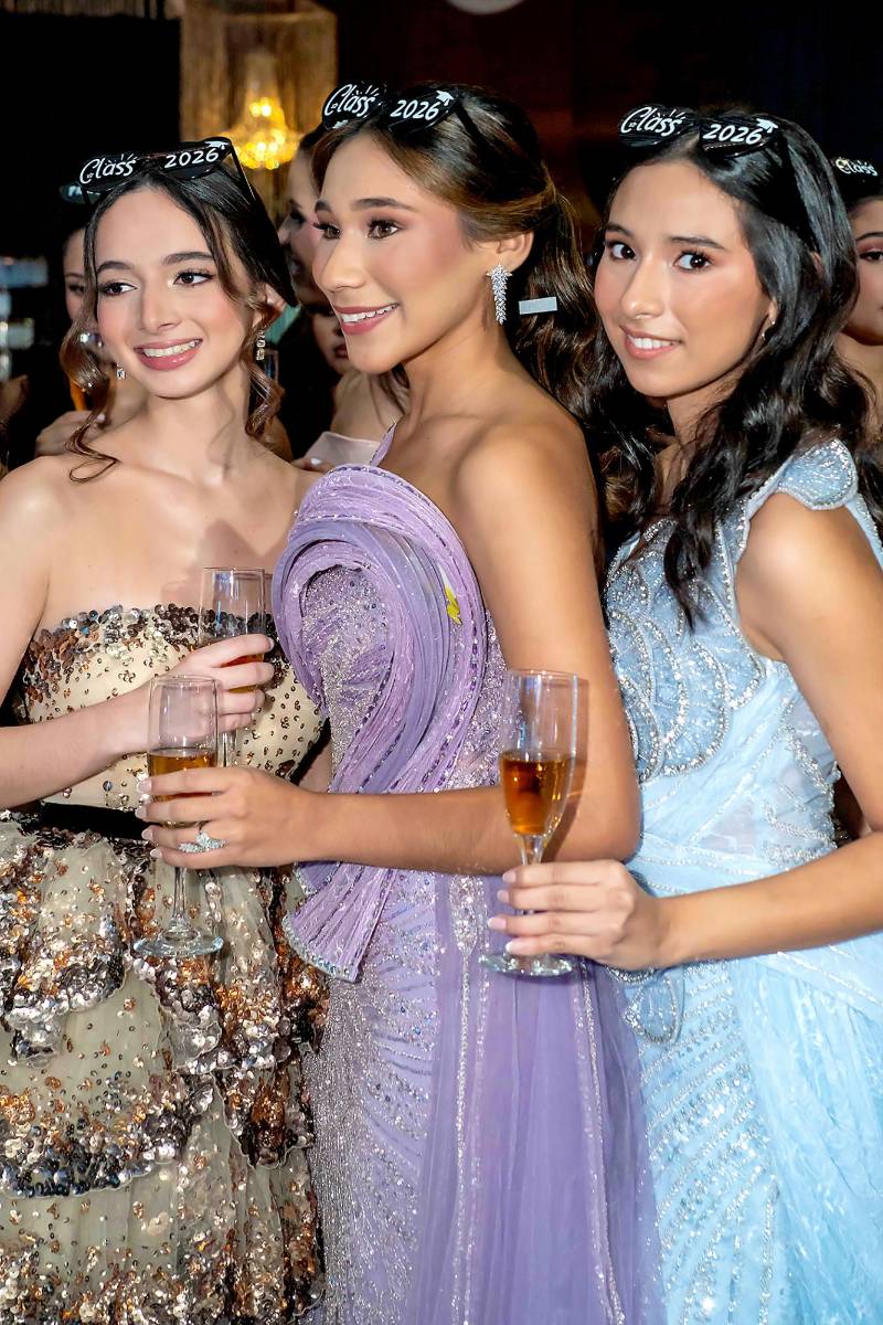 Luciana Melara, Valeria Gámez e Ivana Castillo.