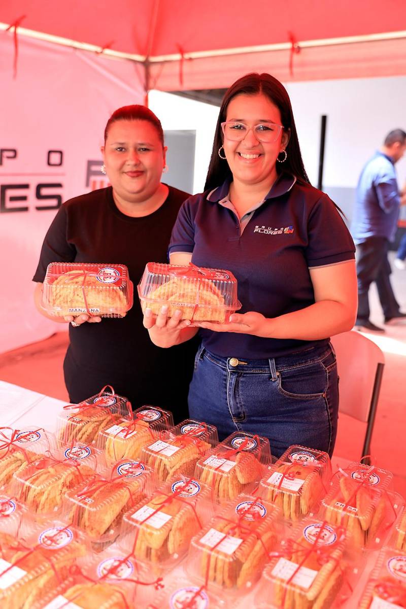Grupo Flores realizó con éxito Bazar “Creciendo Juntos”