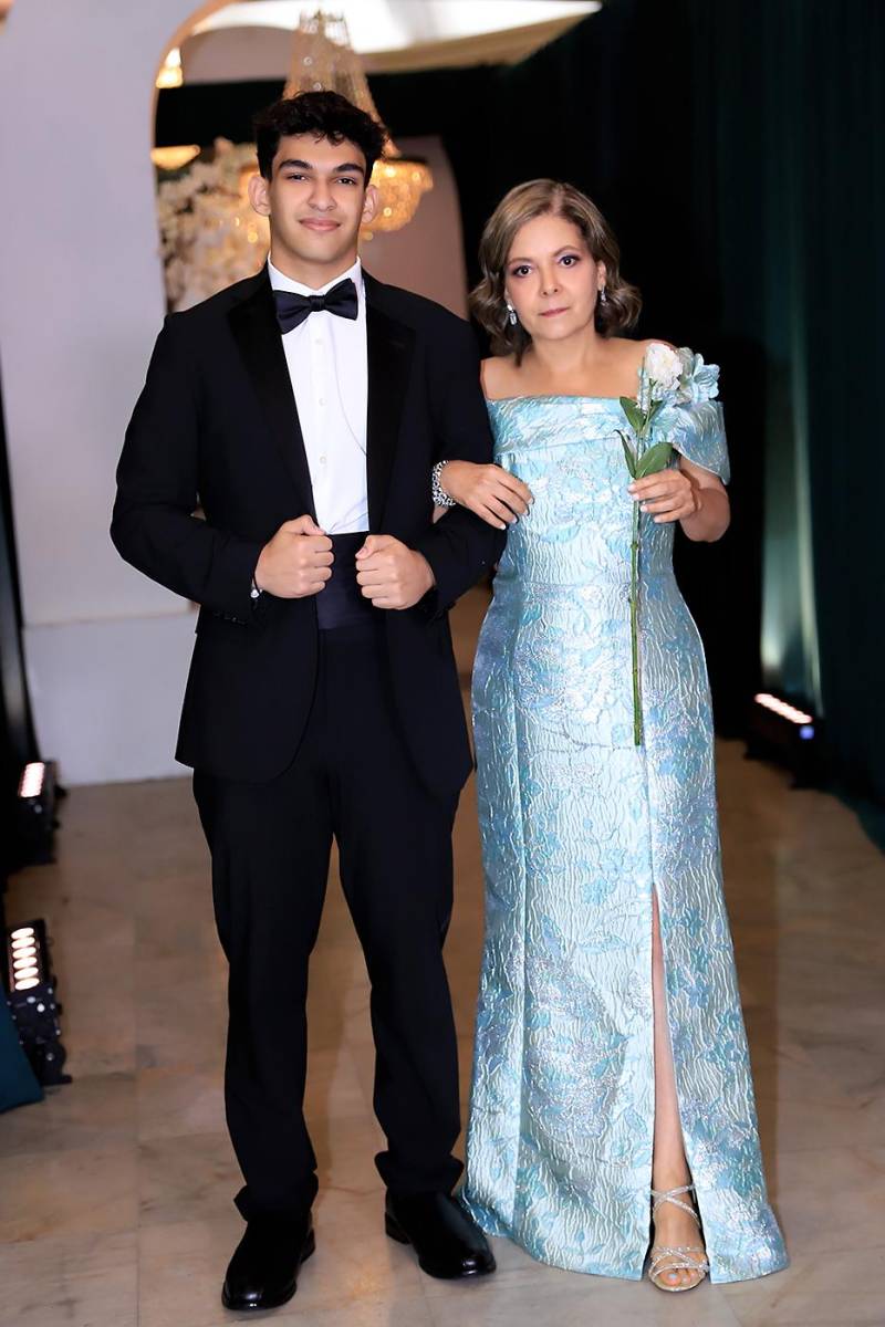 Michell y Lorena Salame.