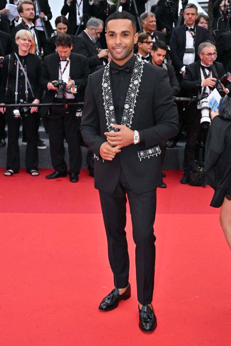 Lucien Laviscount en Dolce &amp; Gabbana.