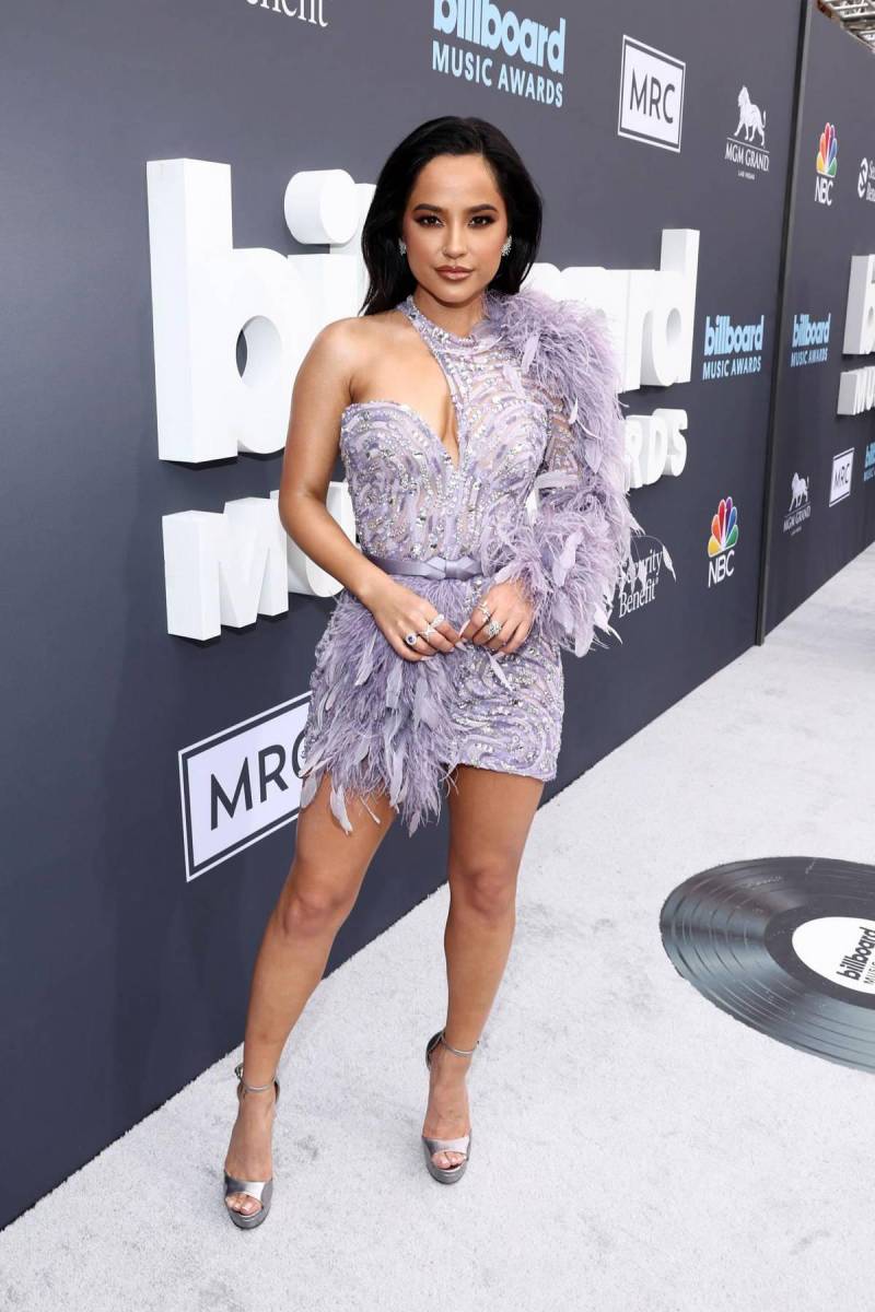 Becky G en Zuhair Murad.