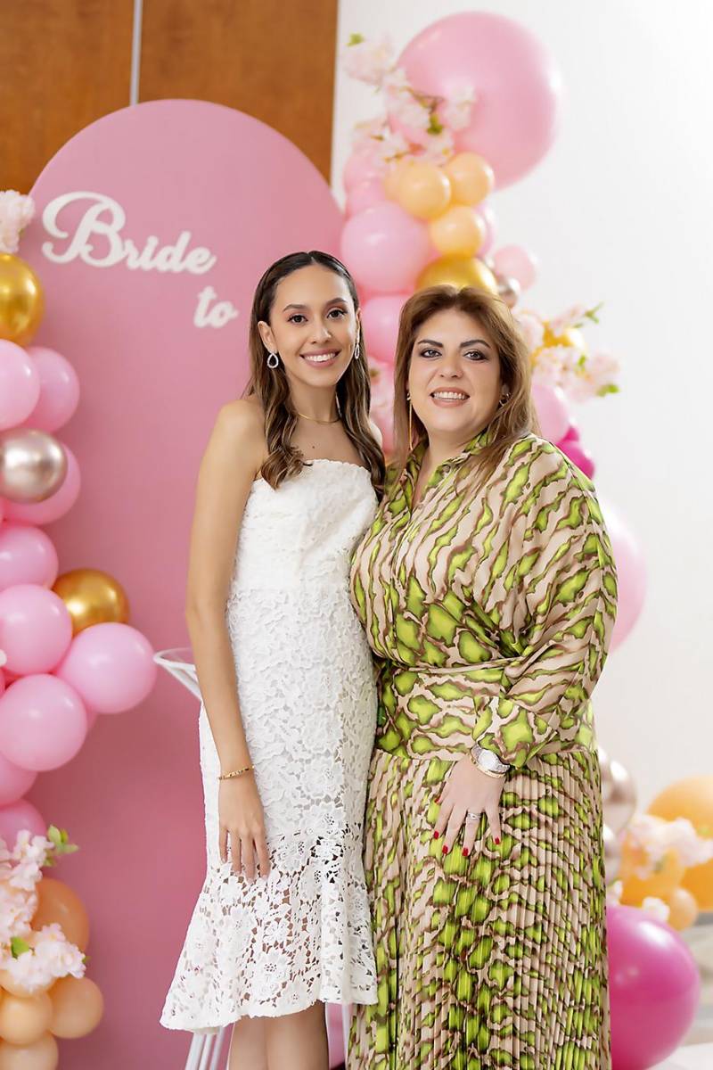 Gada Soto y Blanca Villeda.