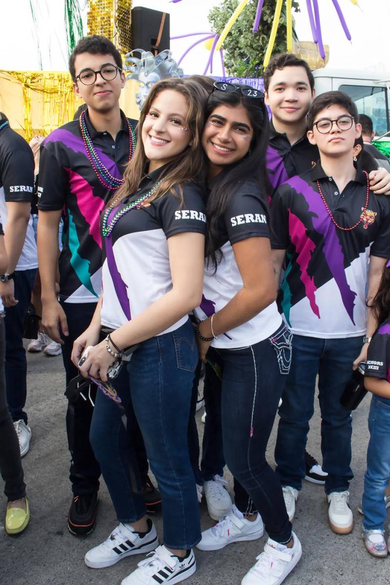 Samuel Laguna, Michelle Vallecio, Nishme Jeer, Diego Velásquez y Thomas Brown.