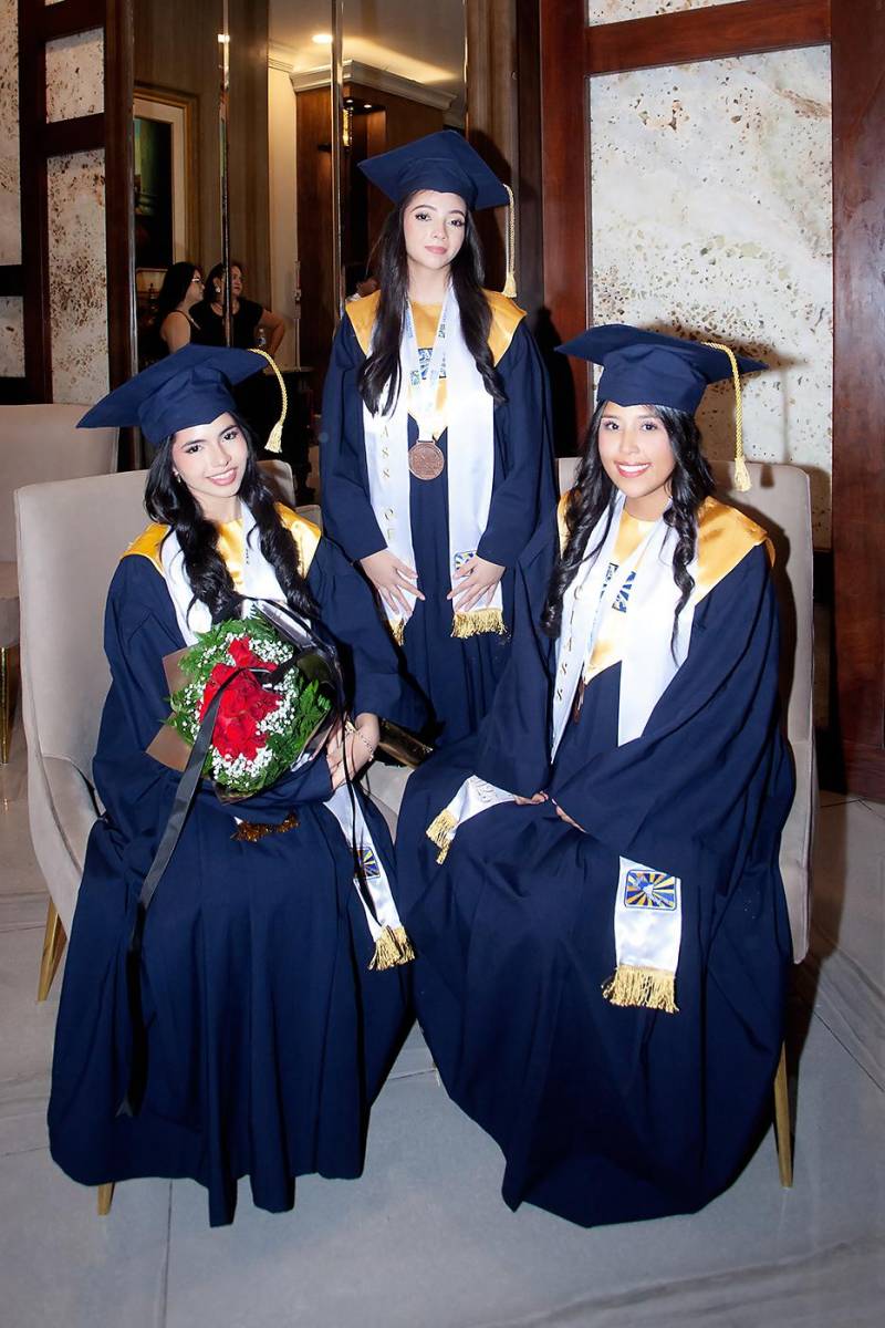 Fátima Villalobos, Krizia Borjas y Daniela Quiroz.