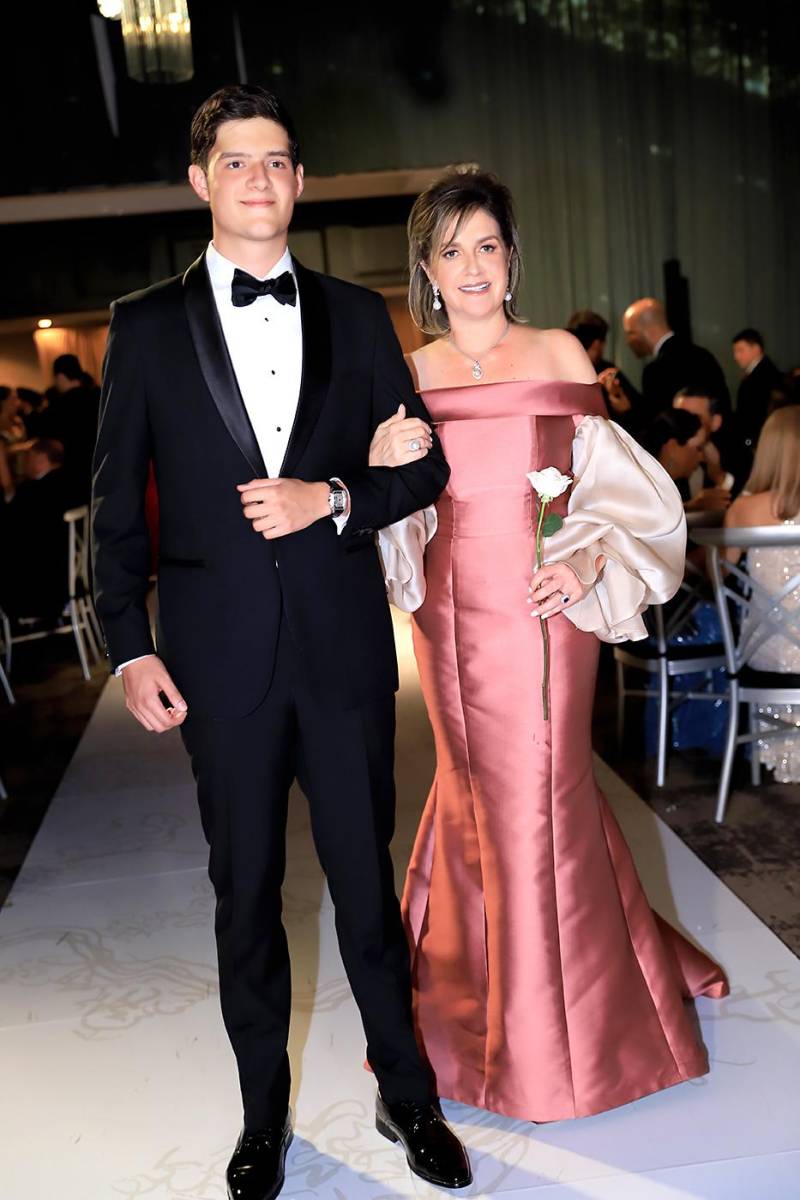 Ricardo Álvarez y Lucrecia Mejía.