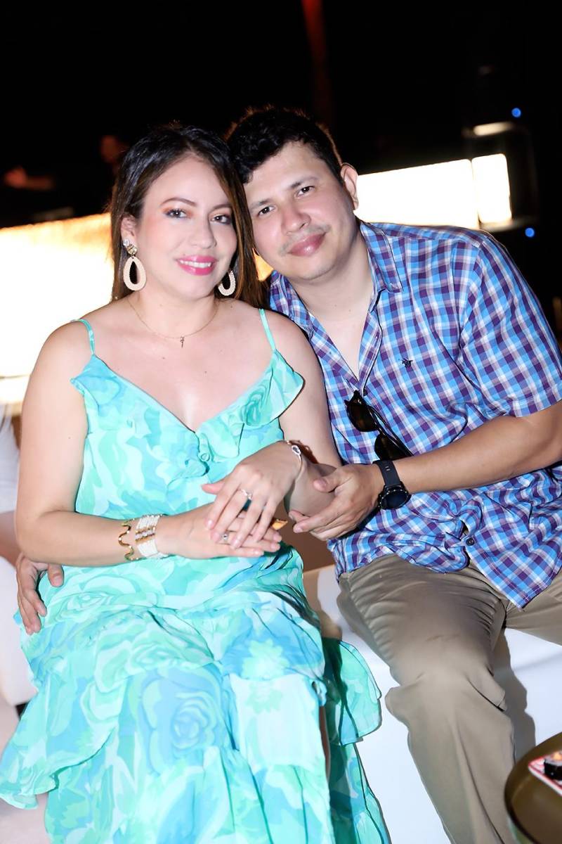 Fanny Lezama y Héctor Herrera.