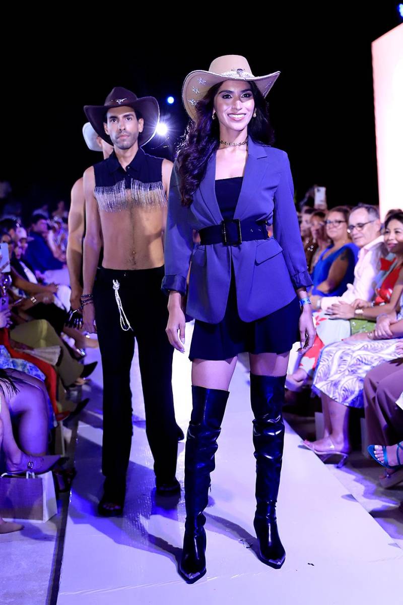 La pasarela de Arame Art en el Roatán Fashion Show 2025 La pasarela de Arame Art en el Roatán Fashion Show 2025