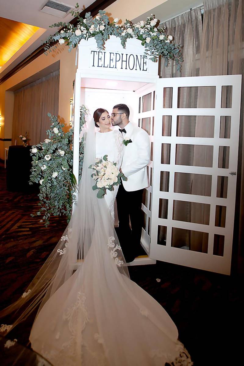 Katia Cordón y Ricardo Brizuela, el día de su boda eclesiástica.