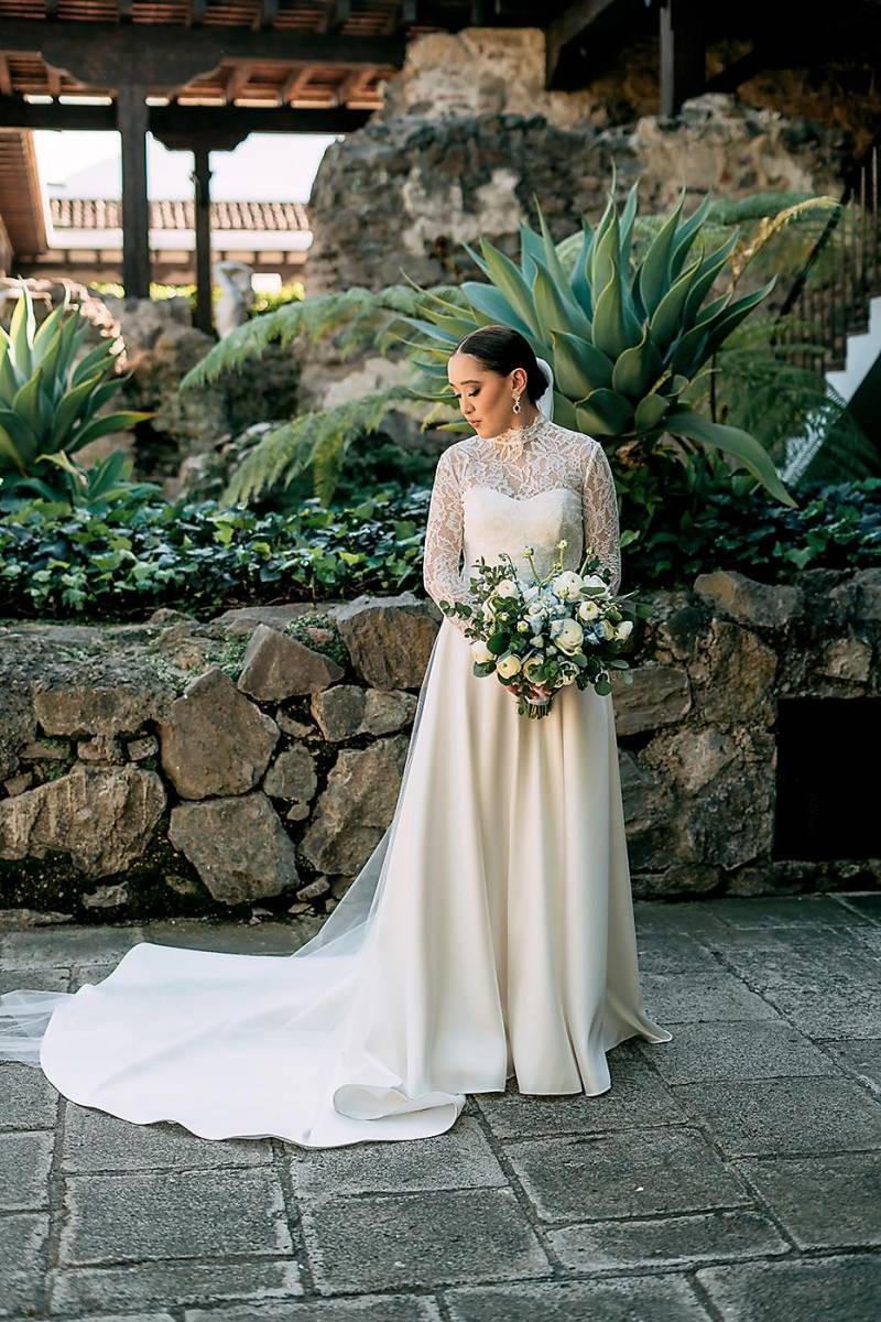 Isabella Pineda irradiando belleza y elegancia.