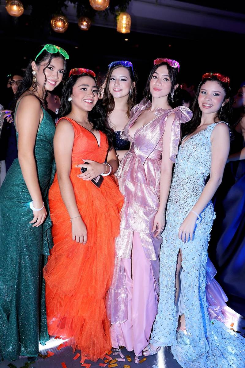 Fiesta de la prom 2024 de Antares y Aldebarán