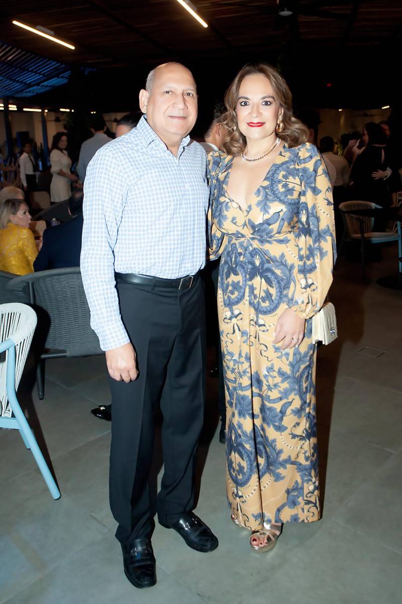 Armando y María Elena López.