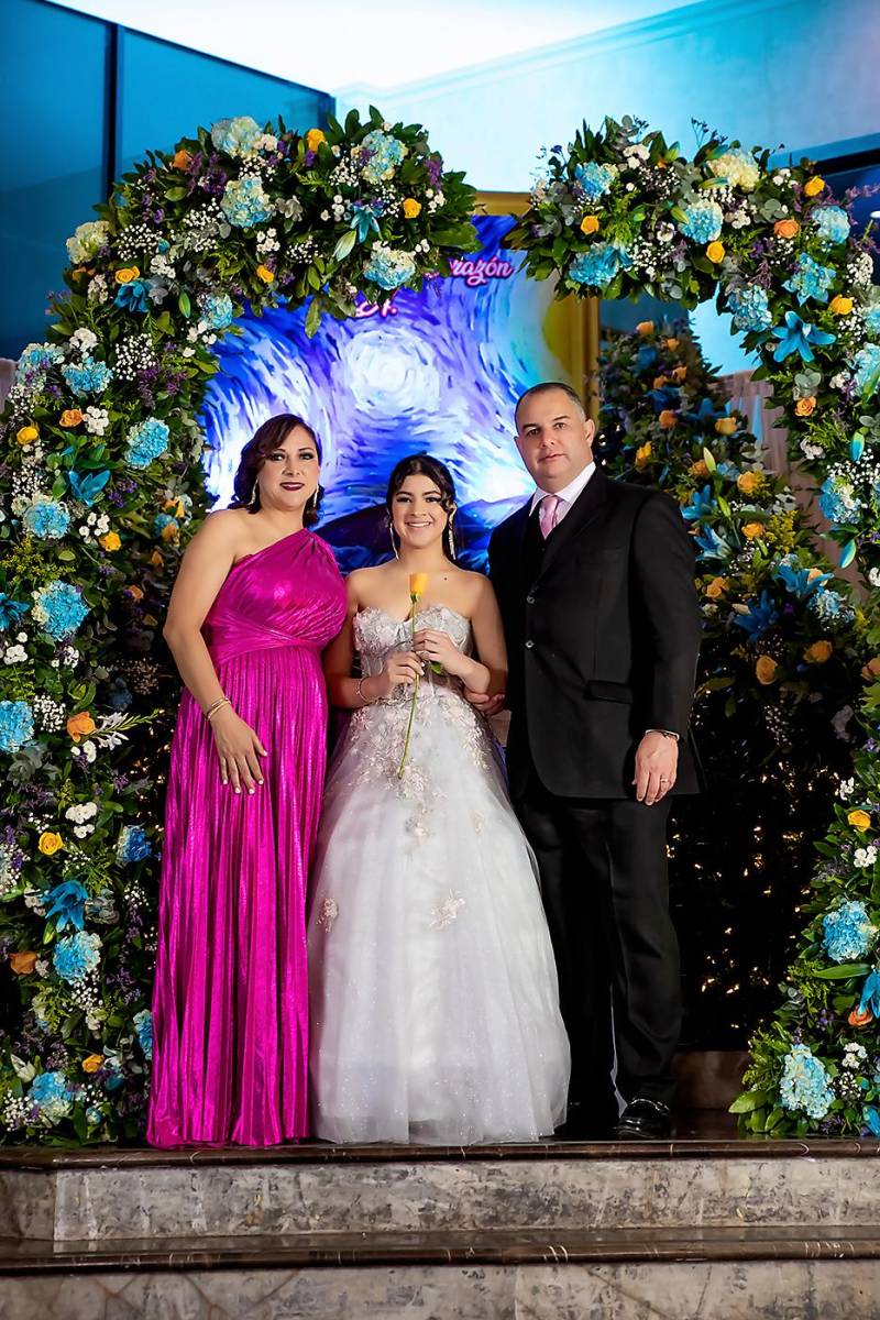 Ligia Cáceres, Fabiana Gamero y René Gamero.