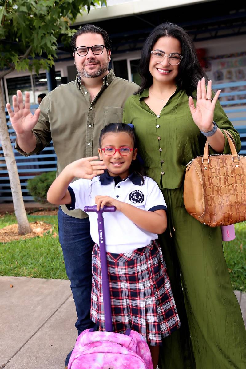 First Day of First Grade de Macris School