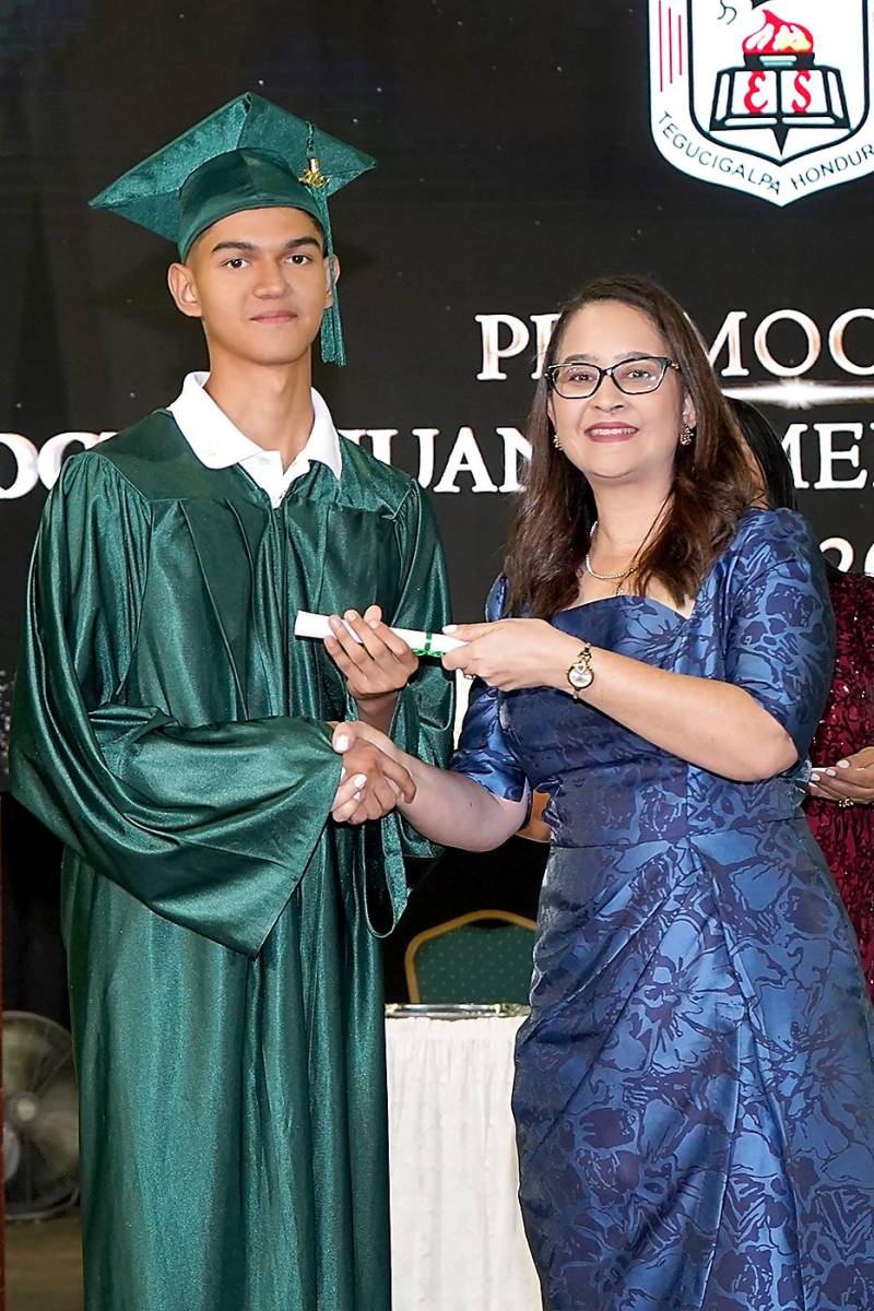 Graduación de los seniors 2024 de Elvel School