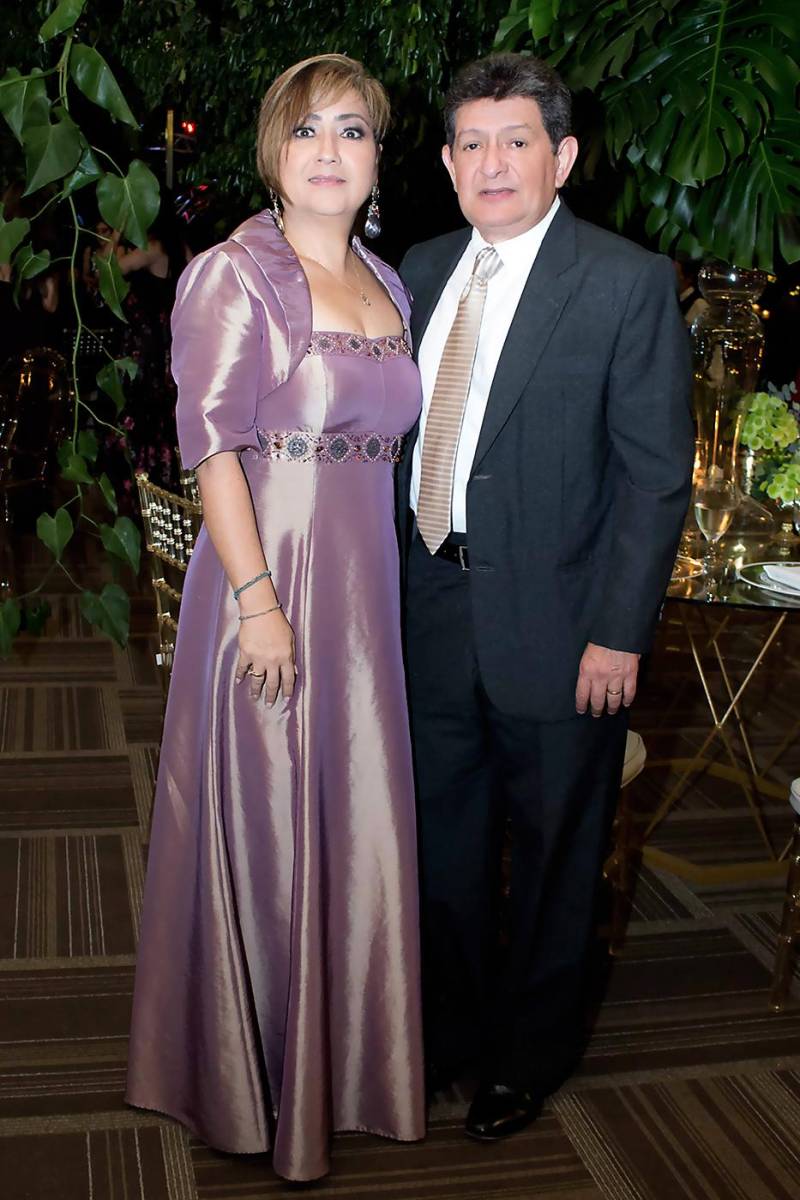 Dinora y Carlos Orellana
