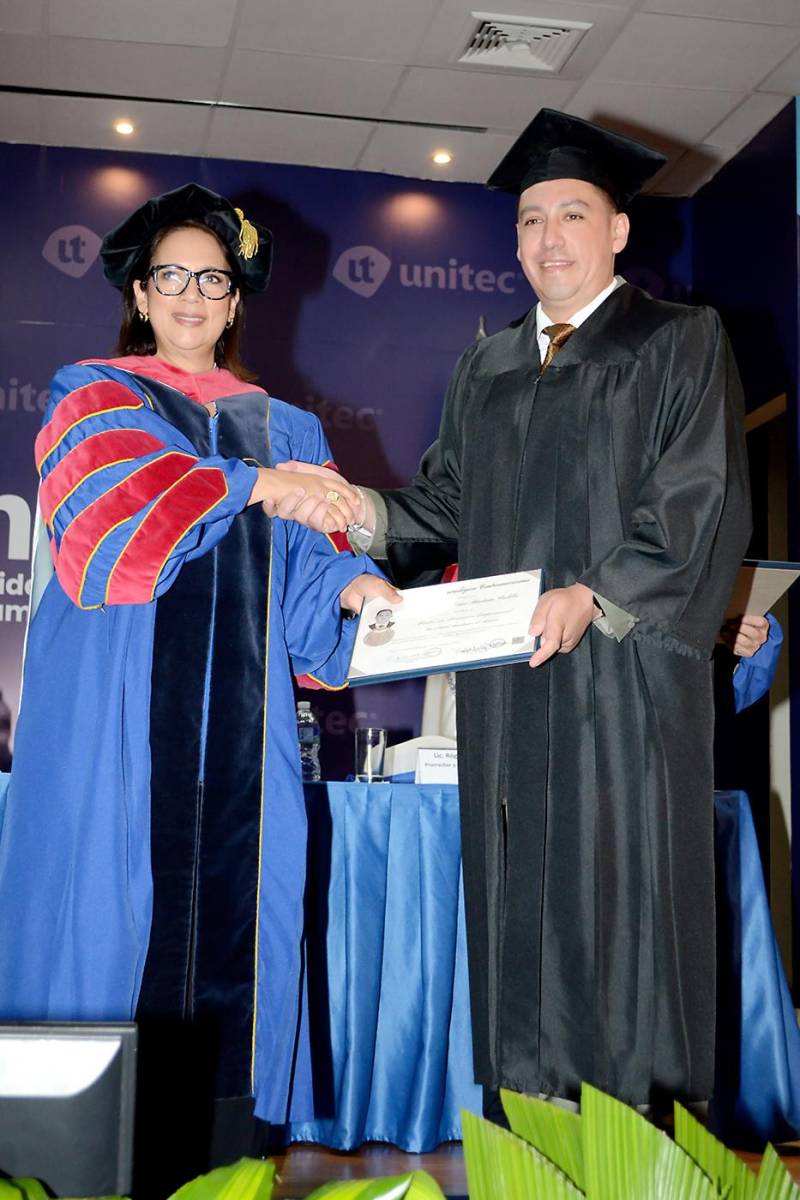 Graduaciones de Posgrado de UNITEC de Tegucigalpa 2025