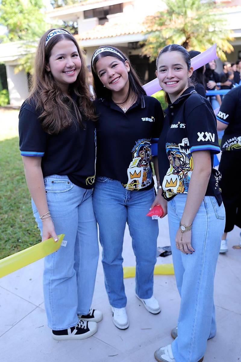 Gianna Lagunes, María Lucía Martínez y Valentina Mendoza.
