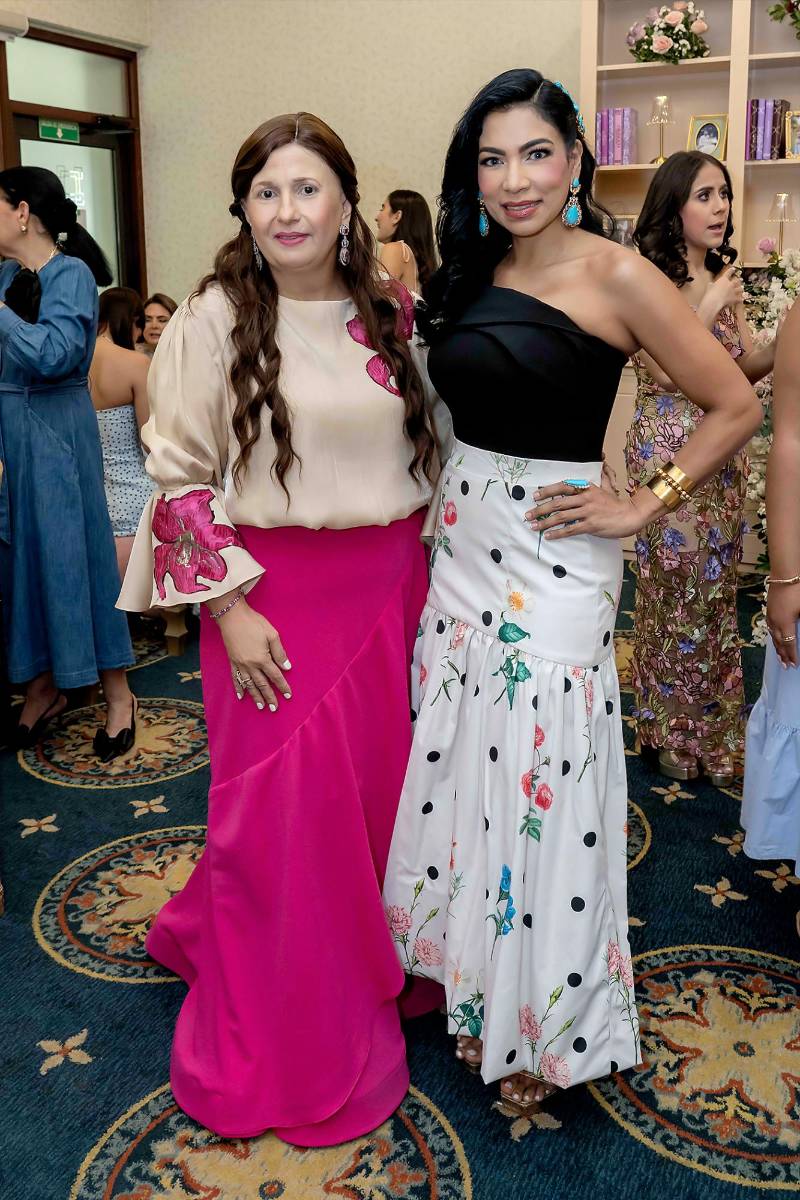 Rosa María Kattán y Sarahi Sánchez.