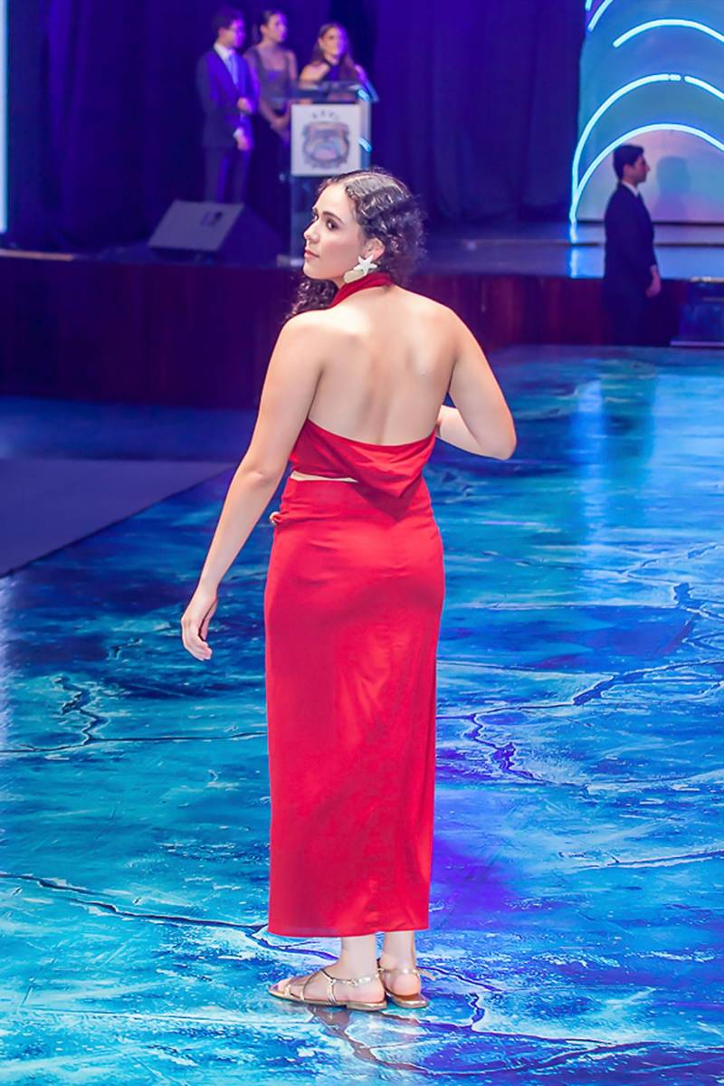 Senior Fashion Show 2026 de la Escuela Internacional Sampedrana, parte 1