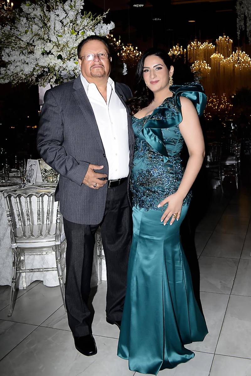 Boda de Roger Valladares y Emma Mejía