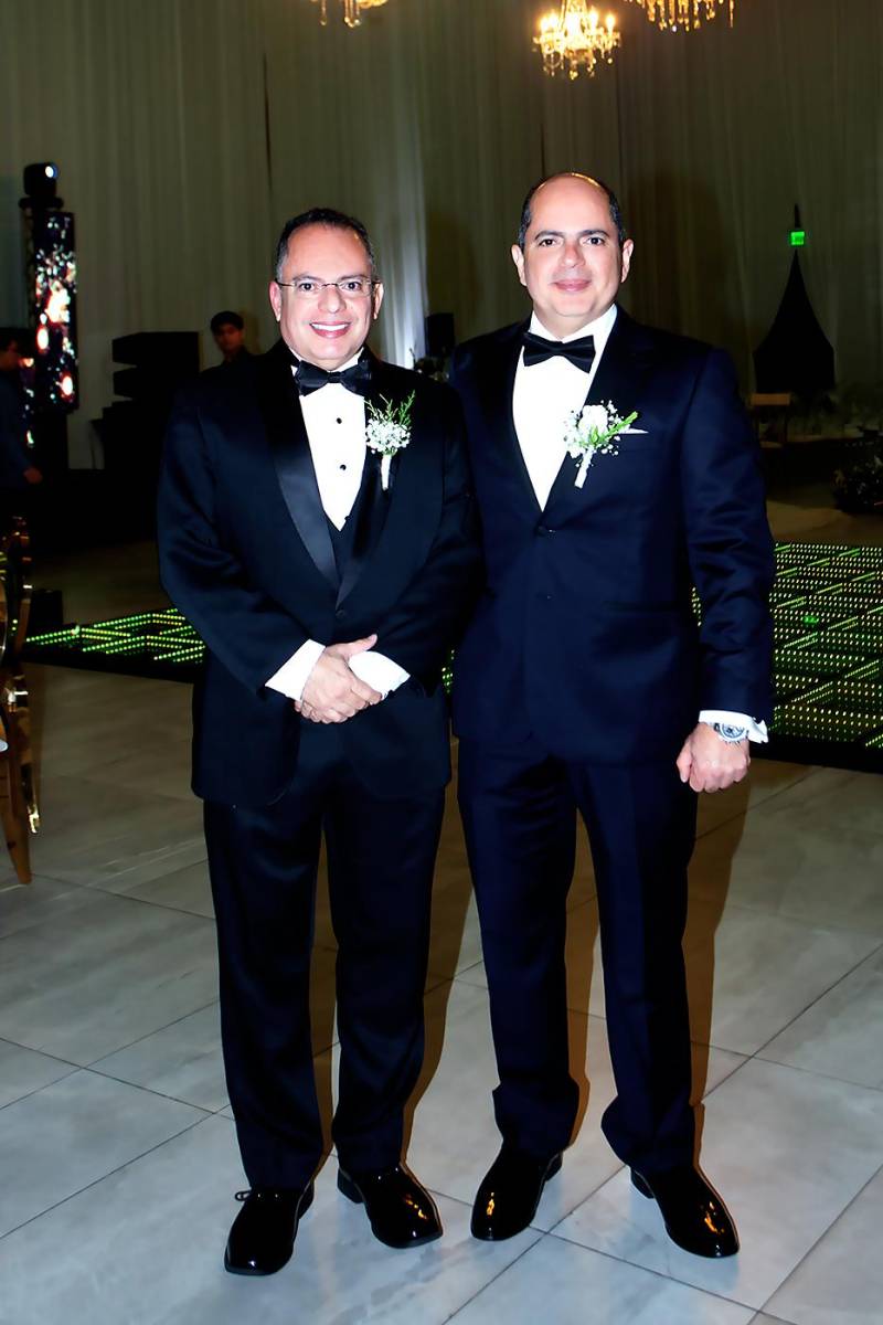 Rony y Richard Carrillo.