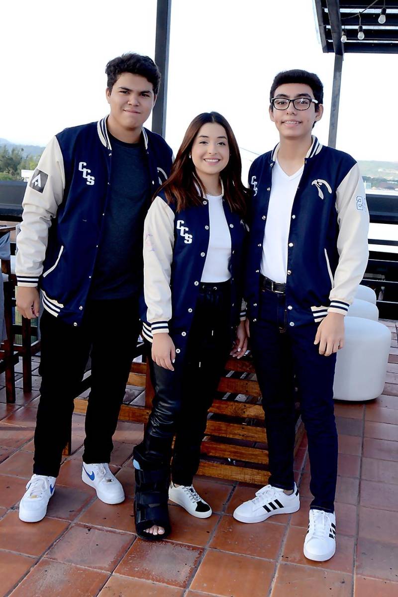 Asdrubal Salinas, Tiffany Morazán y Juan de Dios Garcia