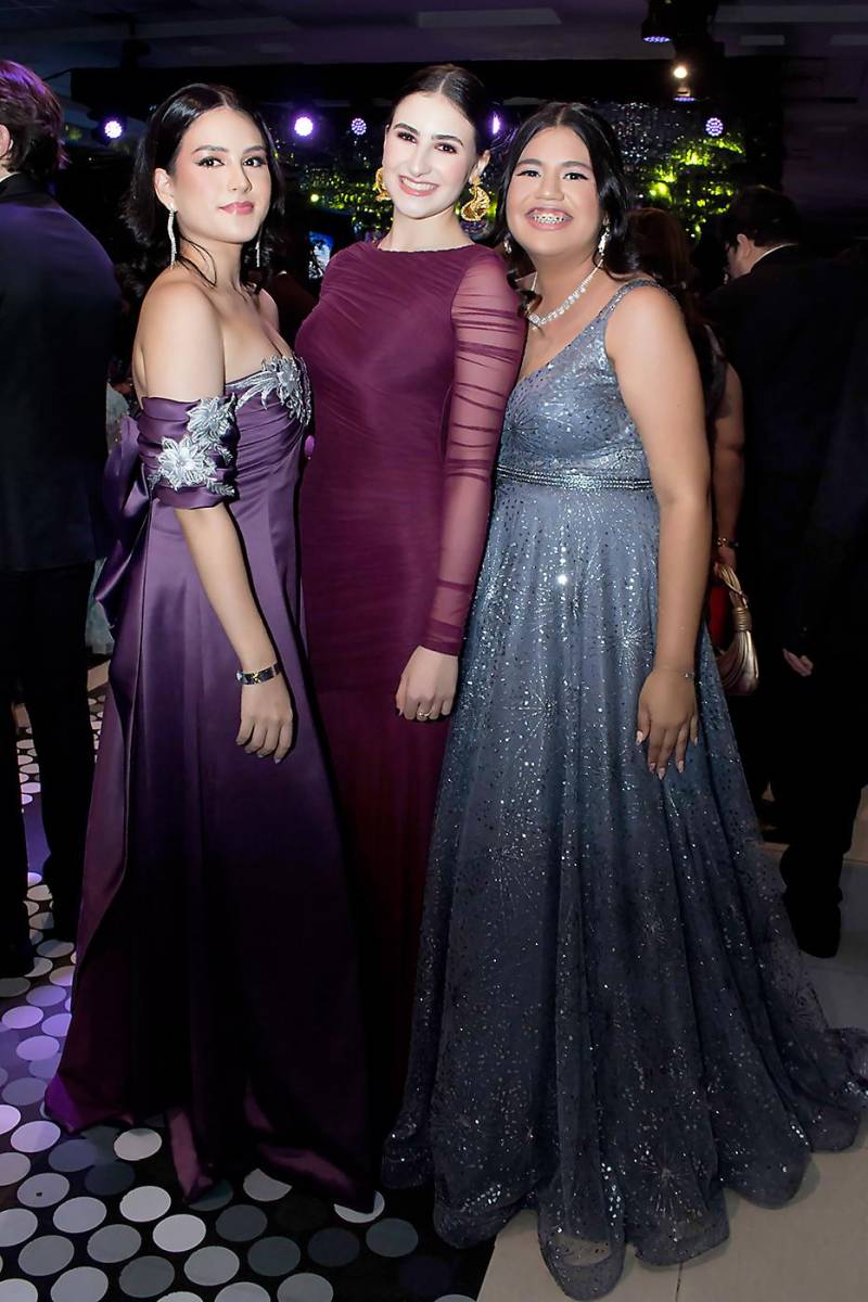 Amanda López, Olga Facussé y Diana Duarte.