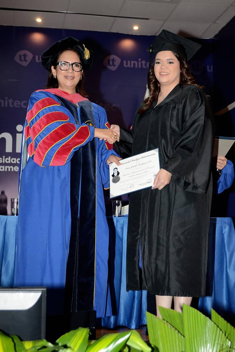 Graduaciones de Posgrado de UNITEC de Tegucigalpa 2025