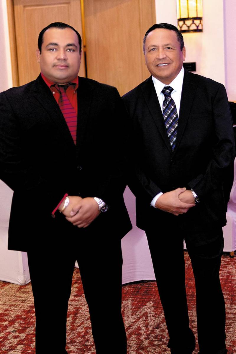 Luis Armando Giron y su hijo Luis.
