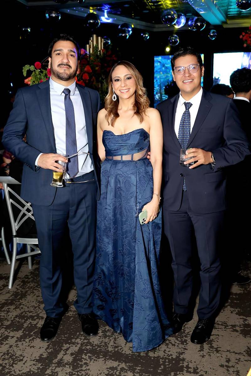 Invitados de la prom 2025 de Dowal School