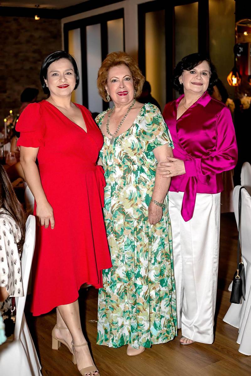 Patricia Pinto, Elizabeth Avila y Guisela Membreño.