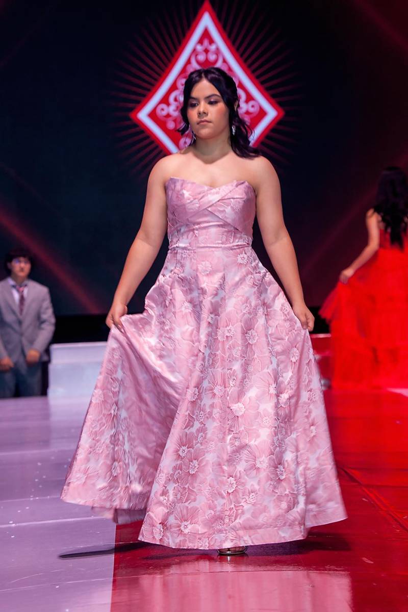 Senior Fashion Show “Ace of Style” de la Escuela Internacional Sampedrana 2025