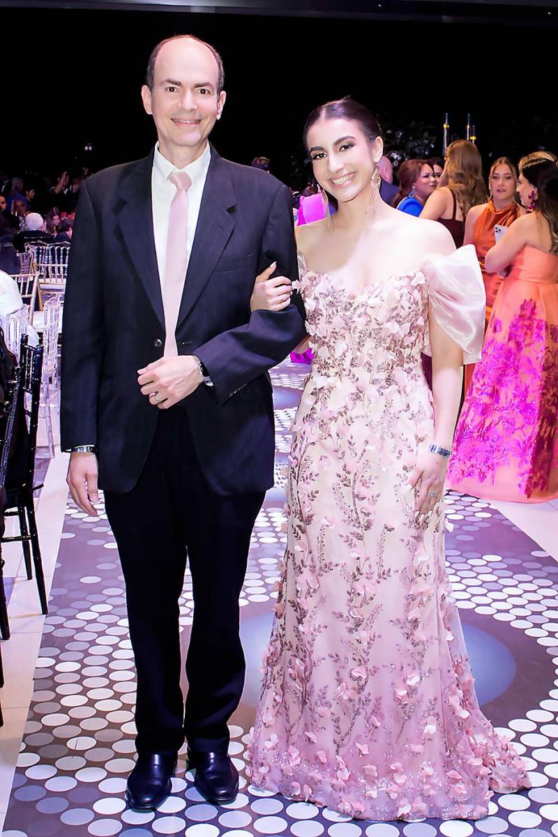 Jacobo y Valeria Siman. 
