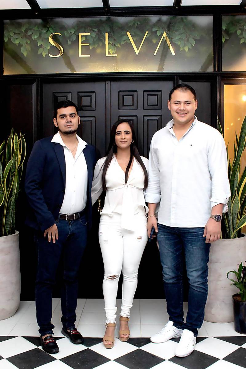 Andrés Buendía, Andrea Gonzales y Pedro Fúnez.
