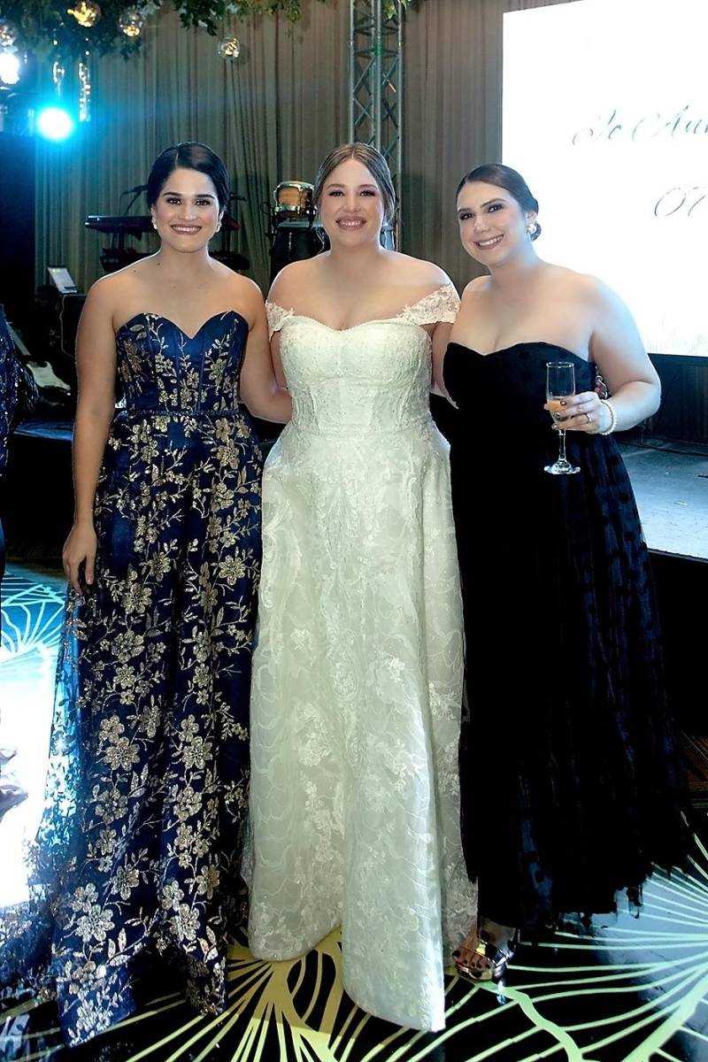 María José Andrade, Jo Ann Heyer y Gretel Martínez.