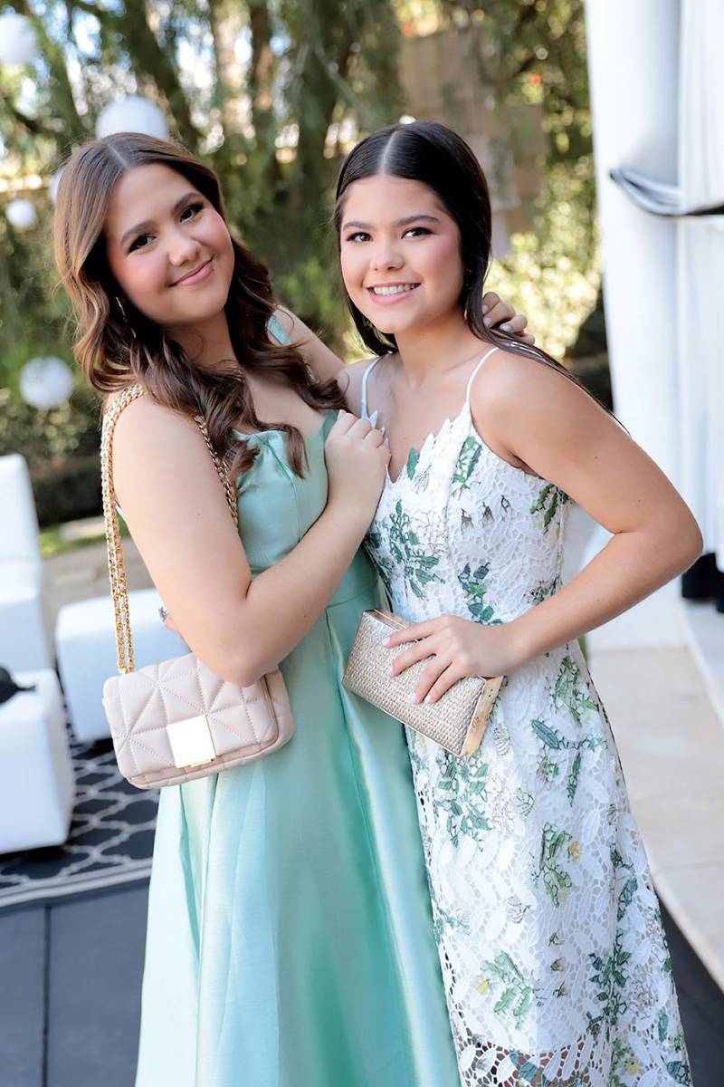 Gianna Lagunes y Paulina Martínez.