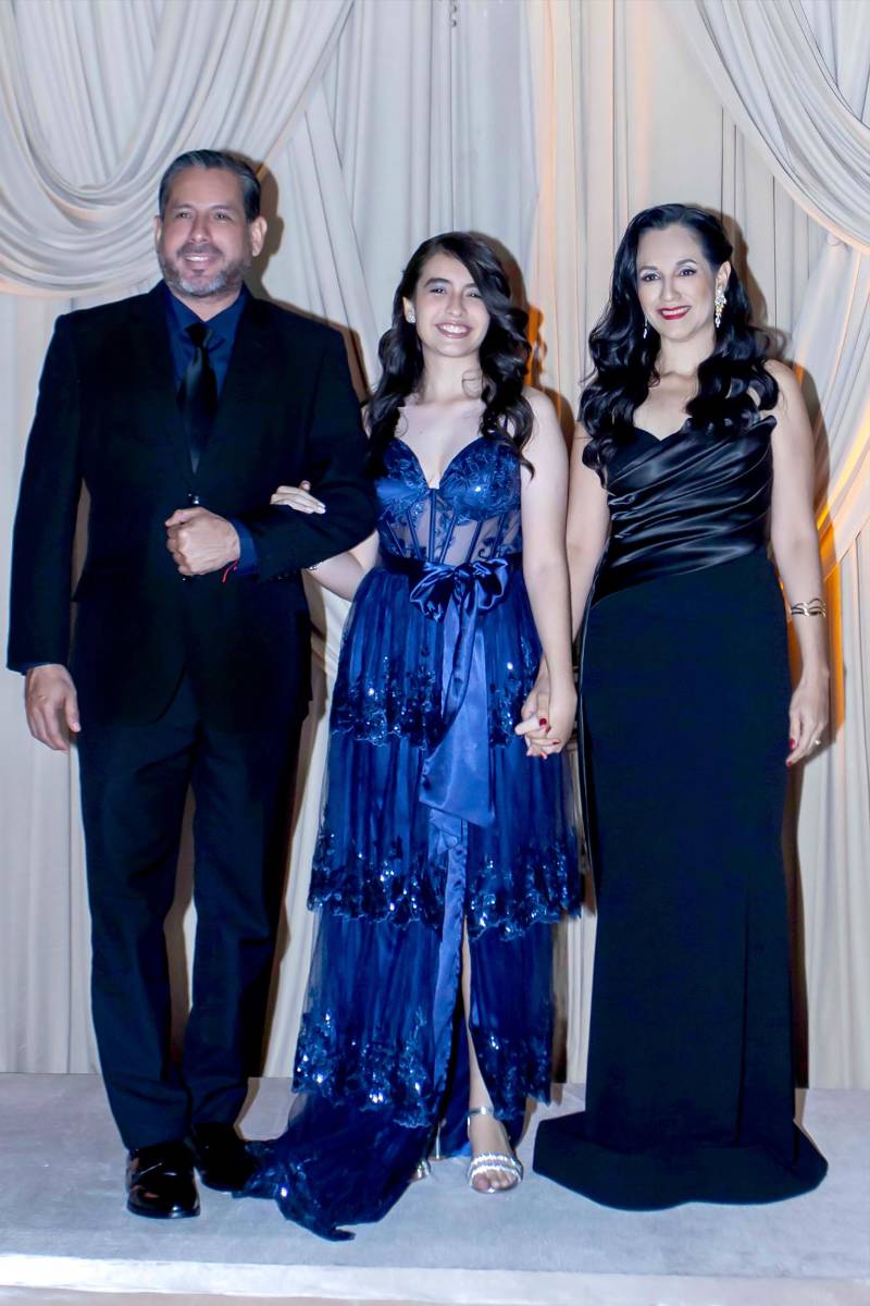 Desfile padres e hijos de la prom 2026 de Happy Days &amp; Freedom Institute