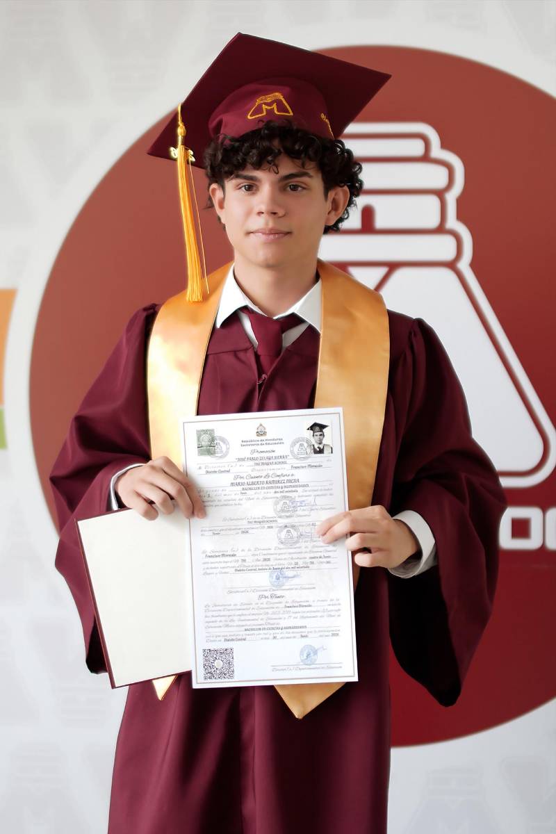 Graduación de los seniors 2026 de Mayan School
