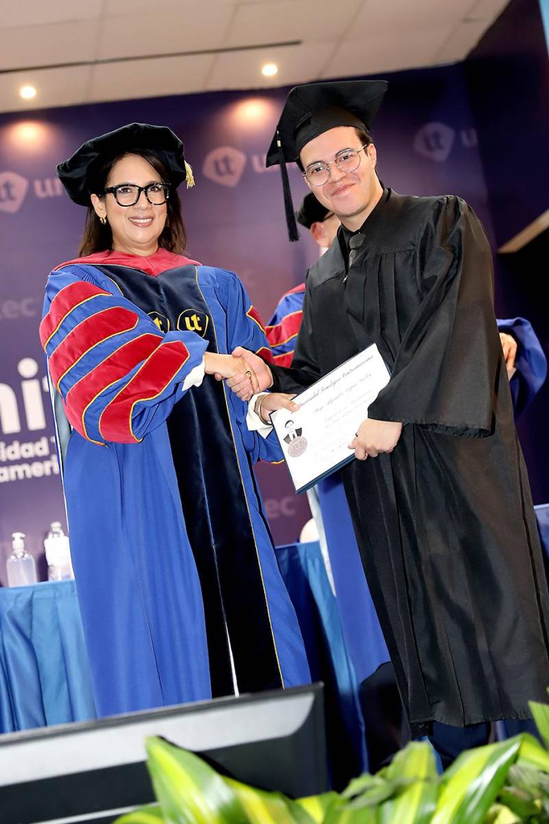 Graduaciones de Pregrado de UNITEC TGU 2025