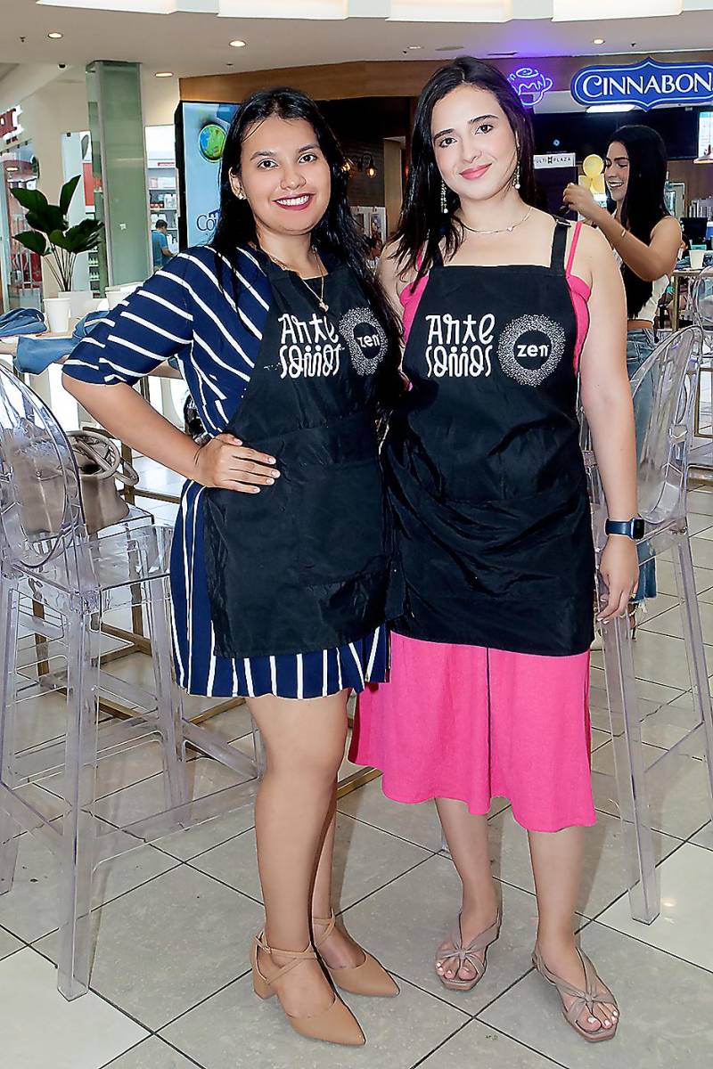 Asistentes al evento Art in Denim organizado por Estilo y Mall Multiplaza.