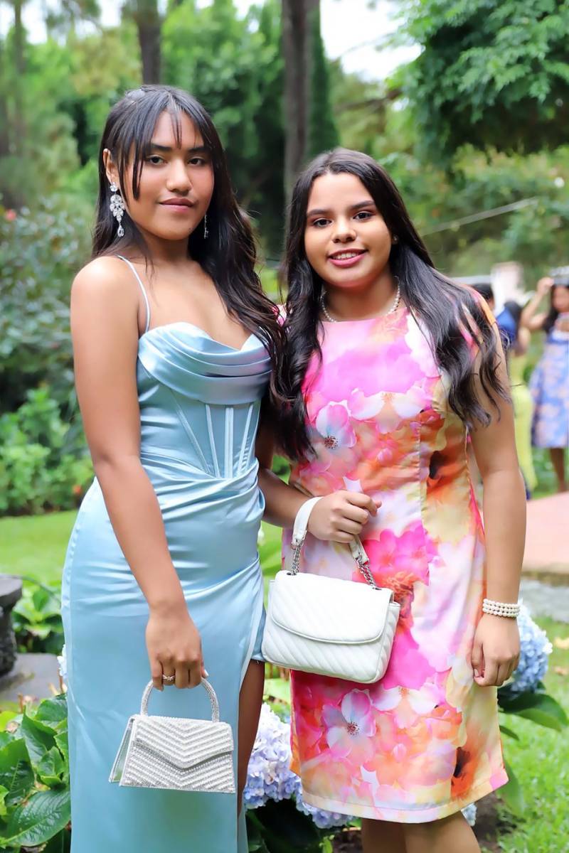 Dayana Bardales y Valeria Ovando