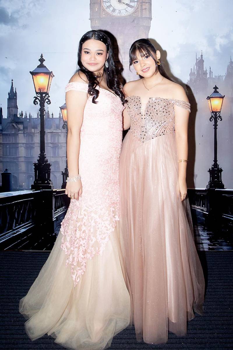 Sofía Valdez y Rachelle Rápalo.