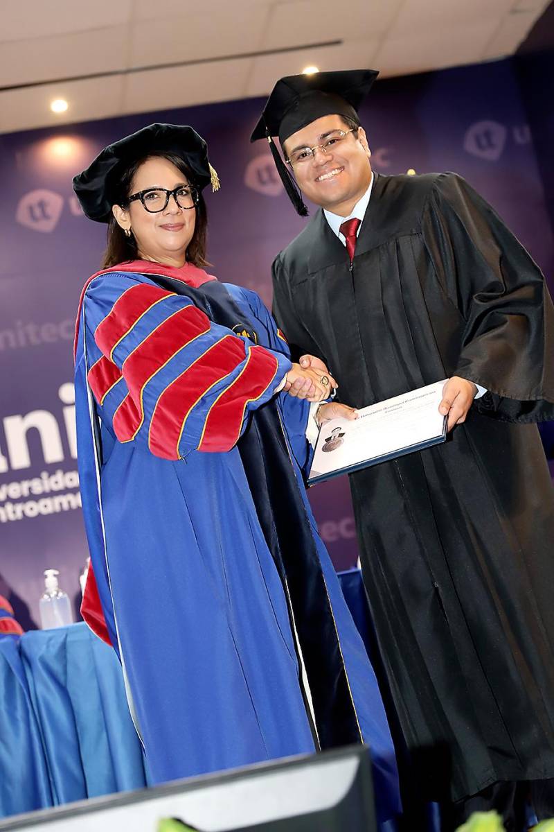 Graduaciones de Pregrado de UNITEC TGU 2025