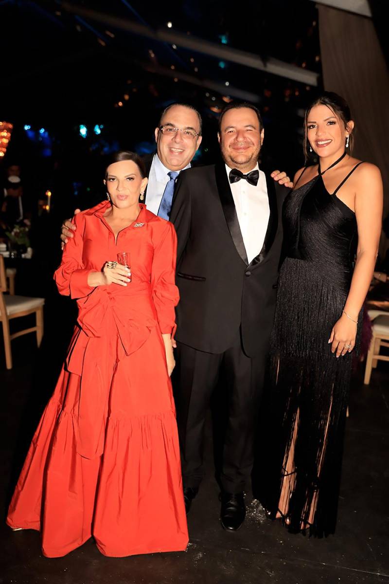 Blanca Bendeck, Fernando Lama con Oscar y Carmen Bentancourt