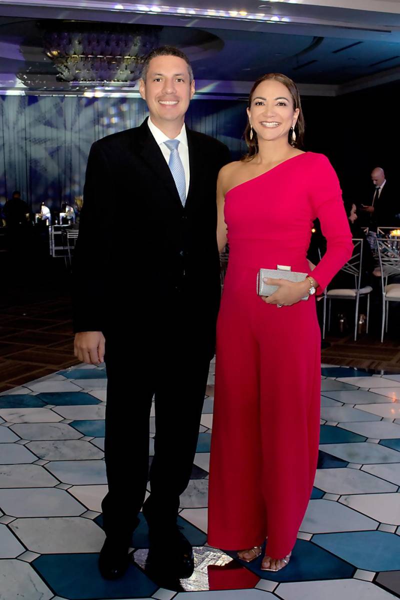 Buda y Cecilia Escoto 