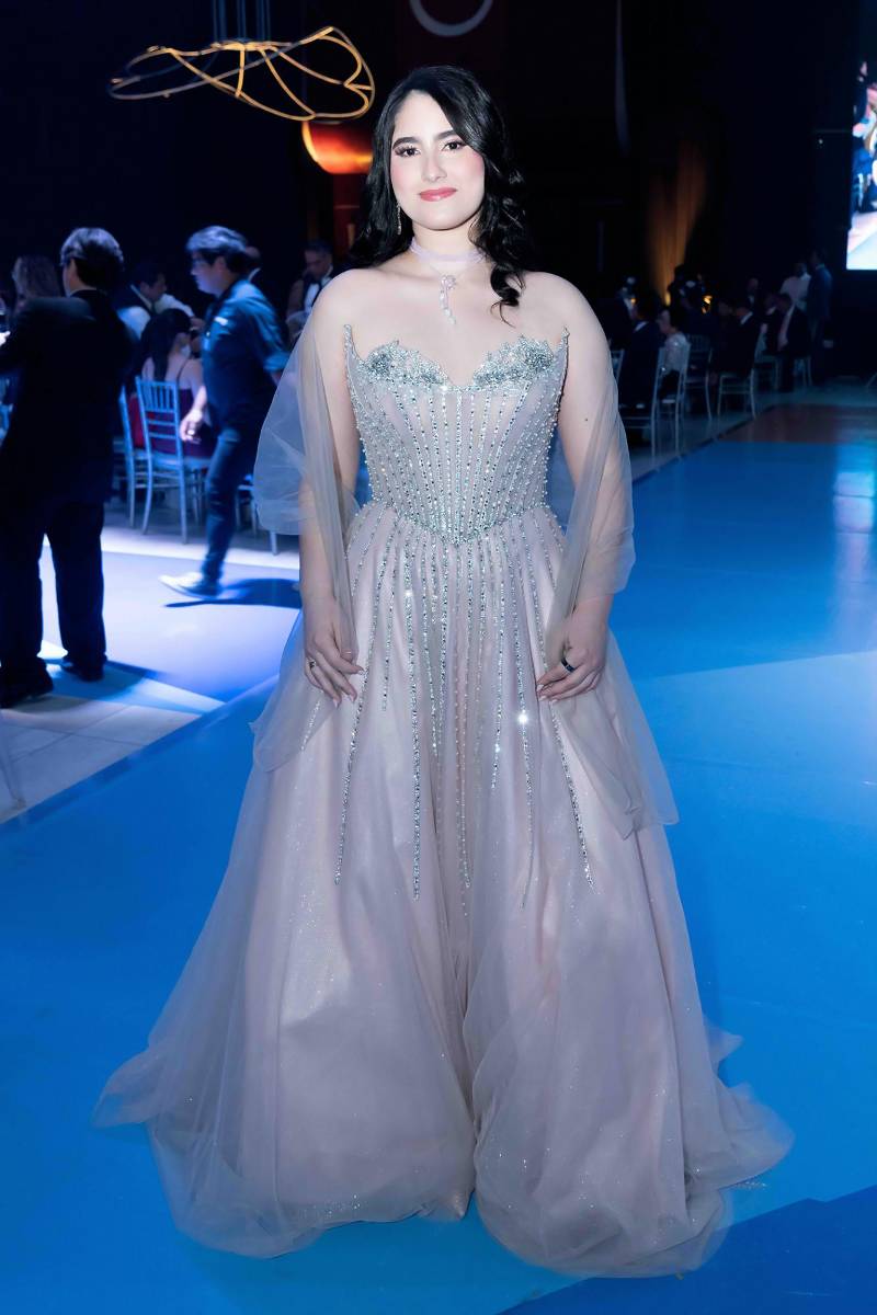 Looks de la gala de graduación de la Escuela Internacional Sampedrana 2026