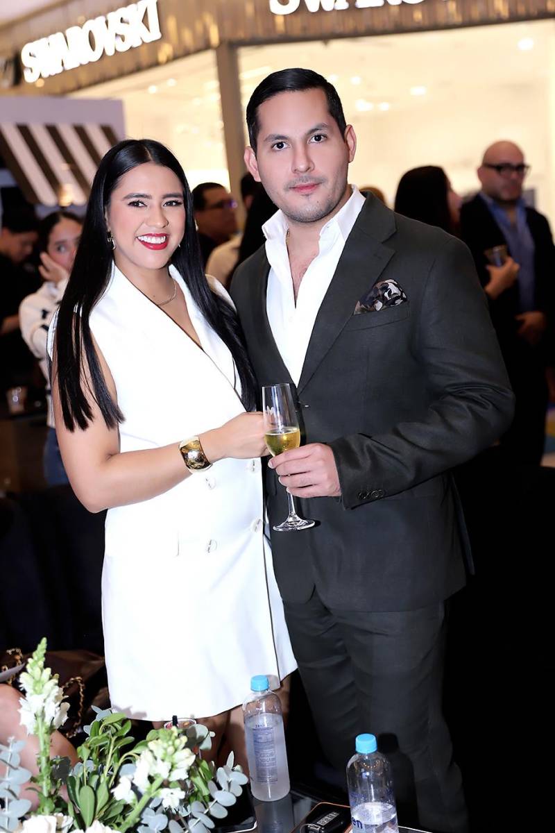 Norma Farías y Ariel Flores.