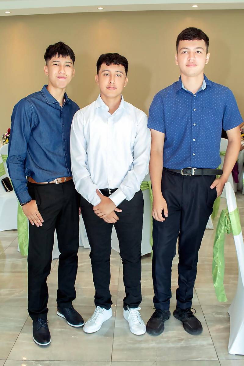 Marvin Palomo, Joseph Martin y Erick García.